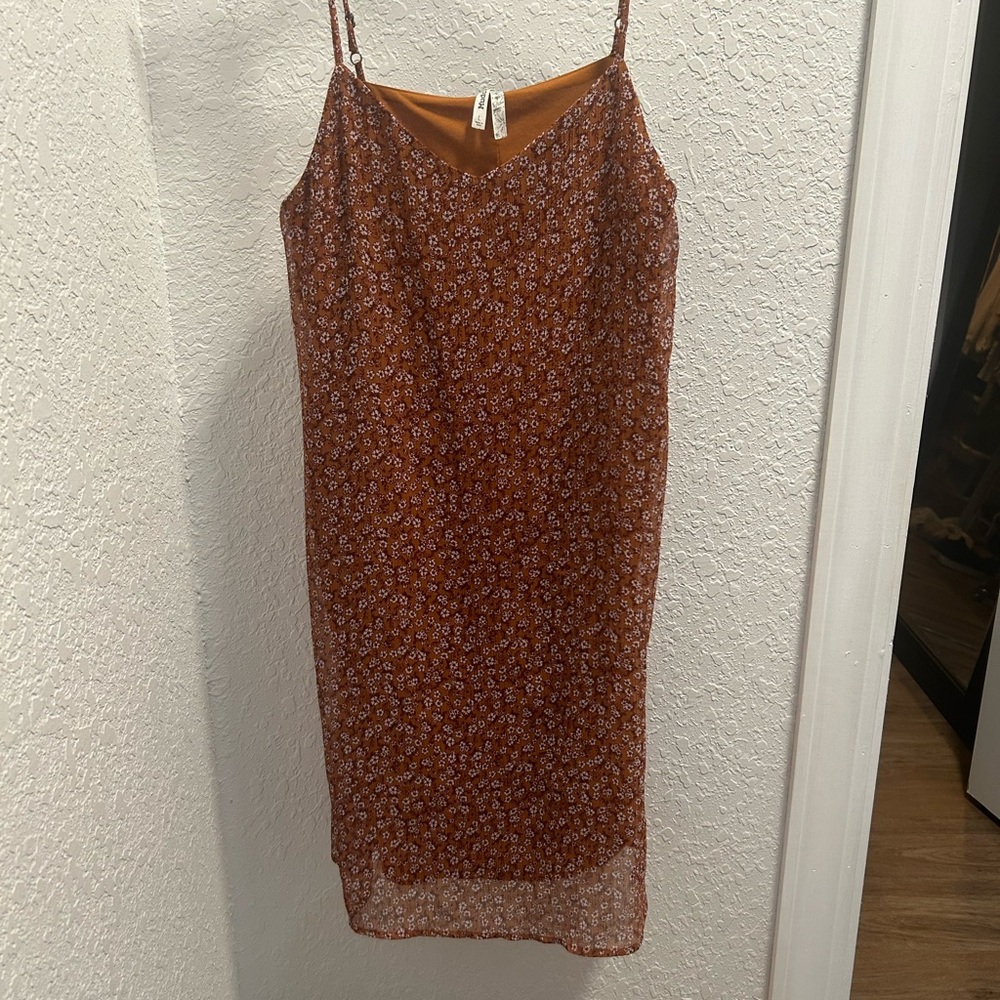 Adorable Fall spaghetti strap dress